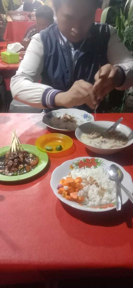 Sate Dan Sop Kambing Pak Kumis 3