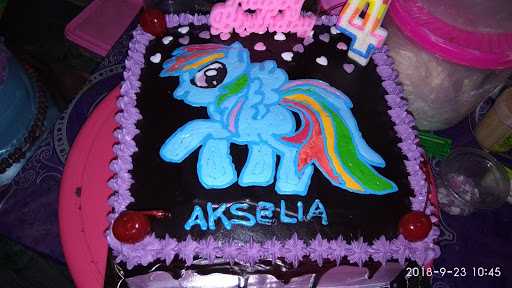 Akselia Cake 7