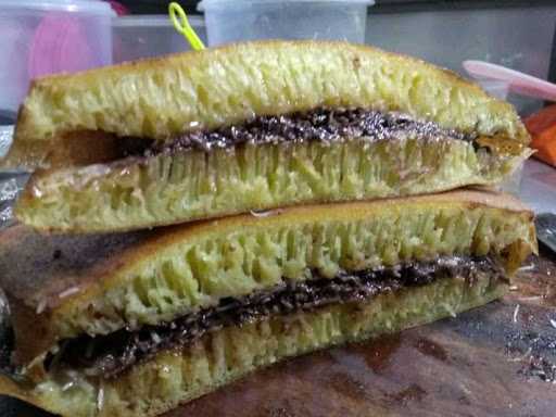 Martabak Telor Dan Kue Bandung Tamankembang 5