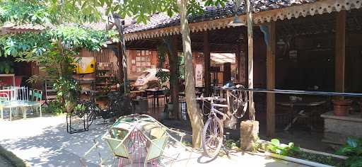 Warung Makan 8