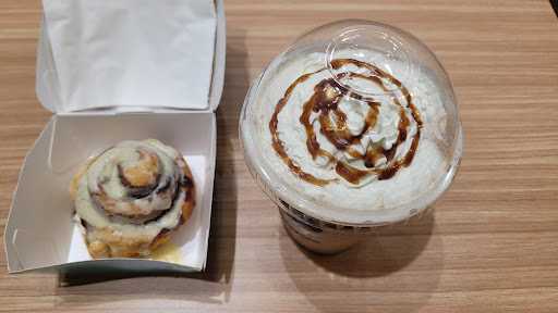 Cinnabon Lippo Mall Puri 5