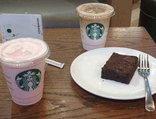 Starbucks - Lippo Mall Puri 7