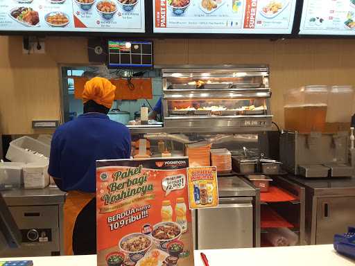 Yoshinoya Lippo Mall Puri 5