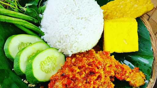 Ayam Penyet Bandung 3