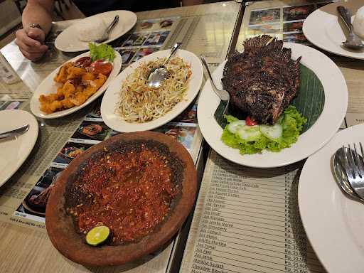 Baku Sayang Restaurant 10