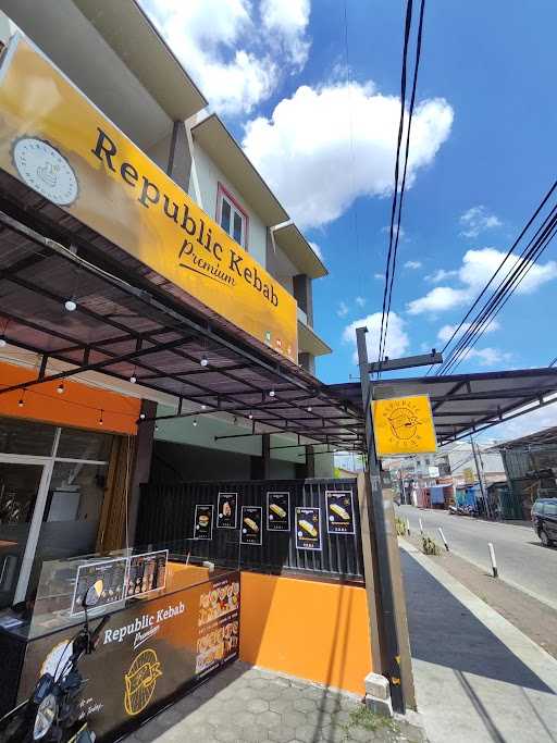 Republic Kebab Premium Kembangan 1