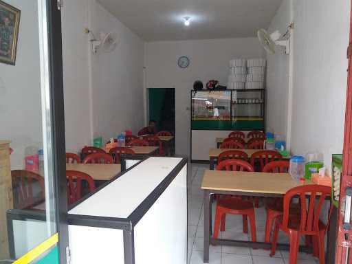 Rumah Makan Karunia Jaya 4