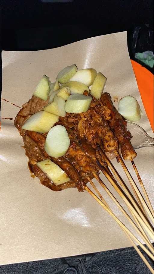 Sate Ayam Madura H. Umar 2