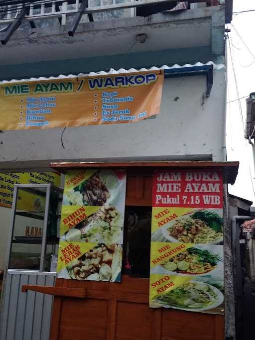 Warung Makan Sunda Embay Kumis 6