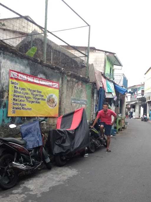 Warung Makan Sunda Embay Kumis 2