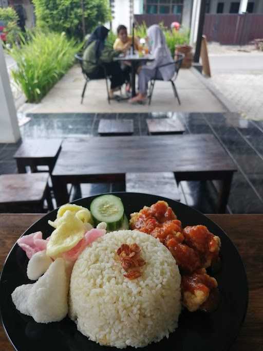 Laguna Cafe Purwokerto 8