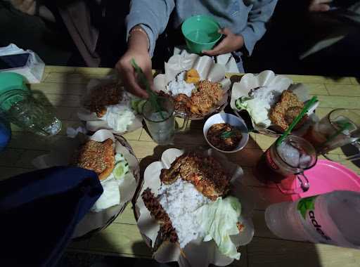 Ayam Gepuk Mas Deni 1