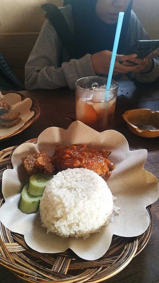 Ayam Penyet Sambel Petir 9