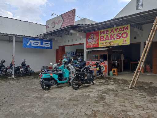 Mie Ayam & Bakso Klangenan Bu Evi 10