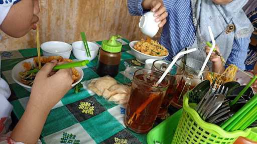 Mie Ayam Mangkok Pangsit Bibine 4