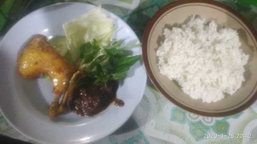 Pecel Lele & Ayam Goreng Mas Enggar 3