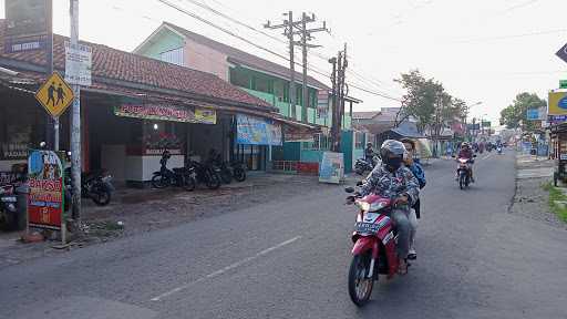 Warung Makan Putra Kharisma 9