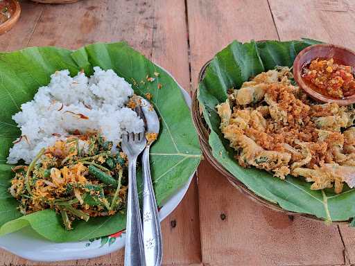 Warung Nasi Sanusi 3