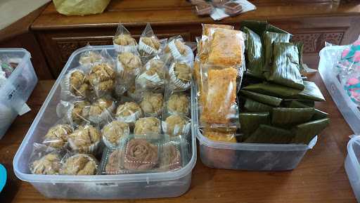 Yayuk Snack & Cookies 2