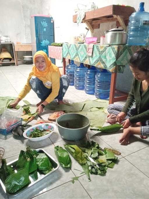 Warung Makan Sunda 2 9