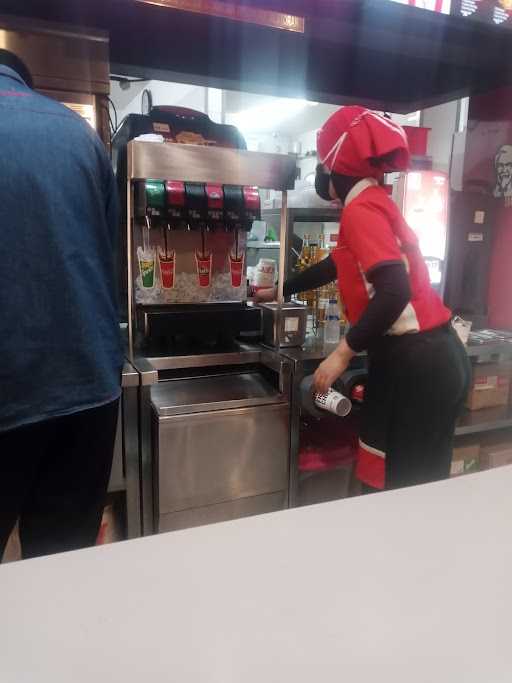 KFC - Kemuning Palembang 6