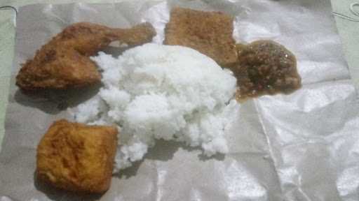 Pecel Lele Aisyah 1