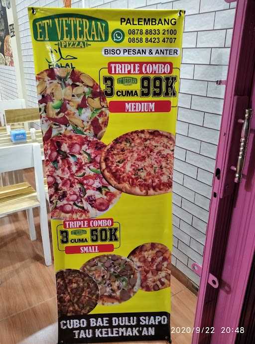 Pizza Etveteran Palembang 7