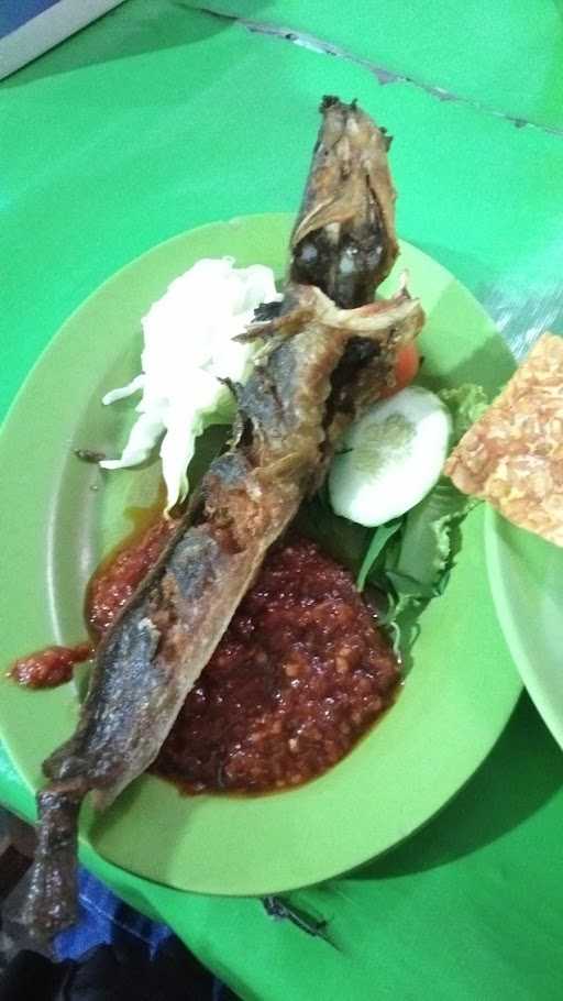 Seafood Dan Pecel Lele Bu Sri 4