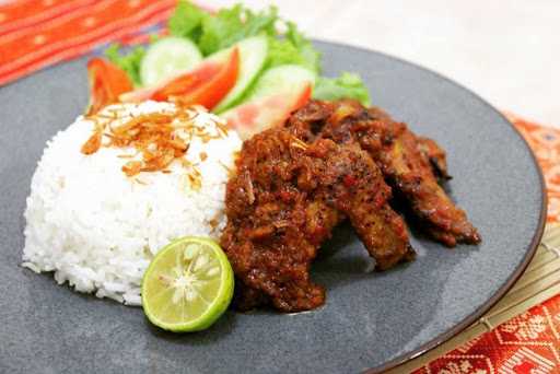 Warung Nasi Cek Merry 3