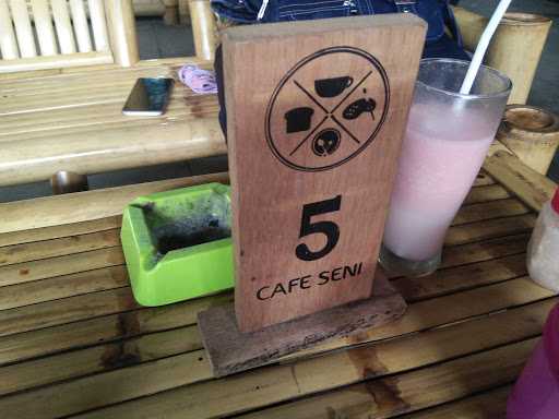 Cafe Seni 9