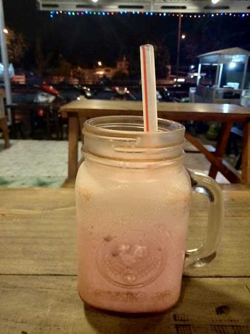 Wedang Kraton Cafe 8