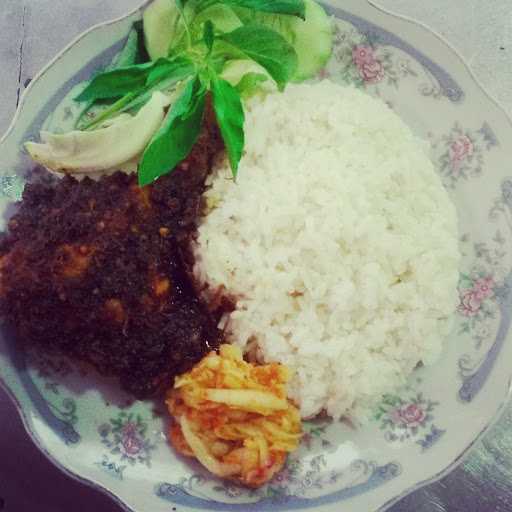 Nasi Bebek Bumbu Hitam 1