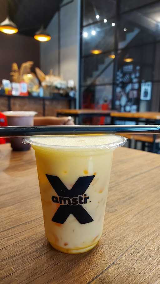 Amstirdam Coffee Kepanjen 6