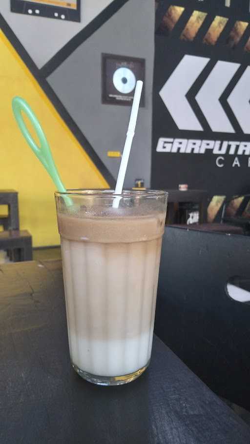 Cafe Garputala 4