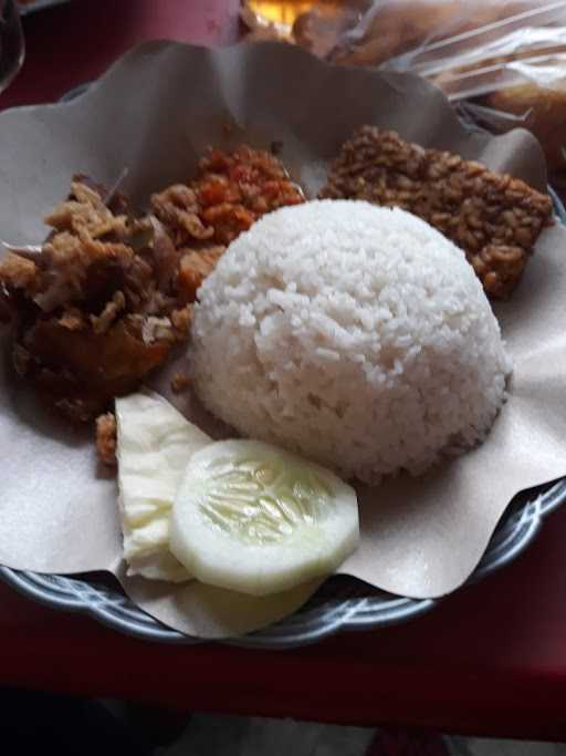 Ayam Geprek Sambel Bule 2