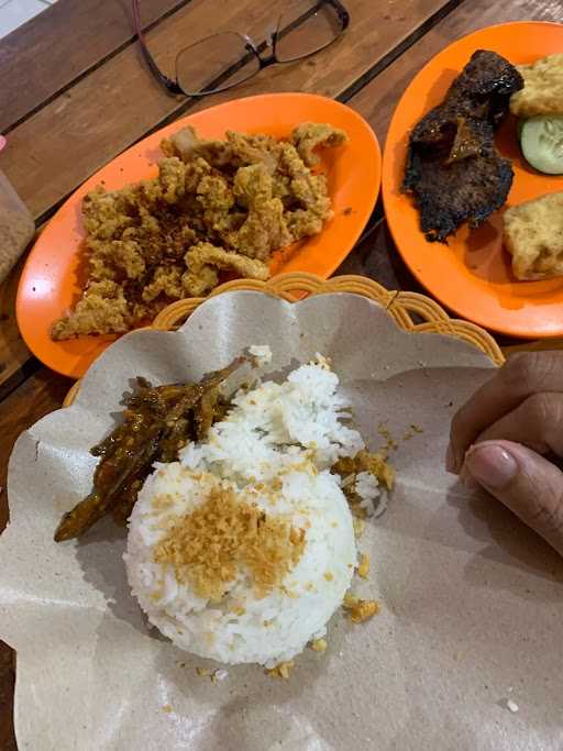 Ayam Goreng Nelongso Kepanjen 5