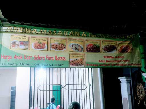 Jakarta Fried Rice “Putra Brebes” 3