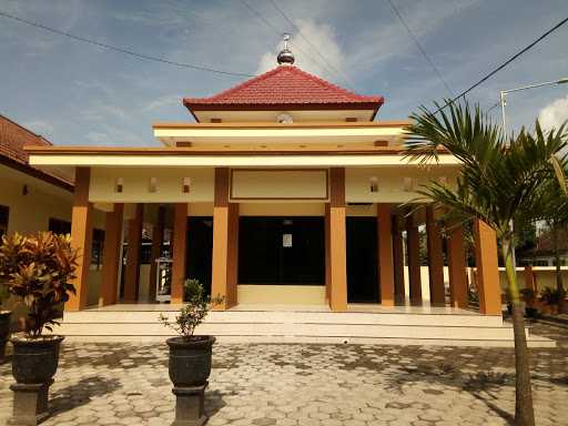 Rumah Santai Jenggolo 6