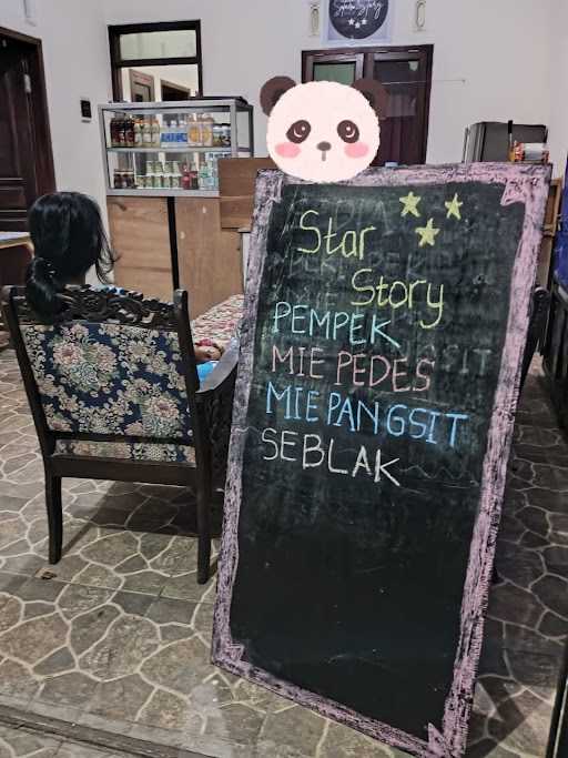 Star Story Jual Pempek 6