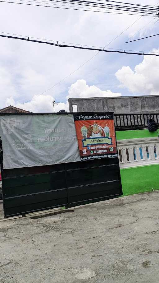 Warung Ayam Geprek Amber Penarukan Kepanjen 3