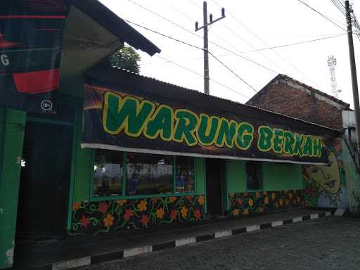 Warung Nasi 'Berkah' 6