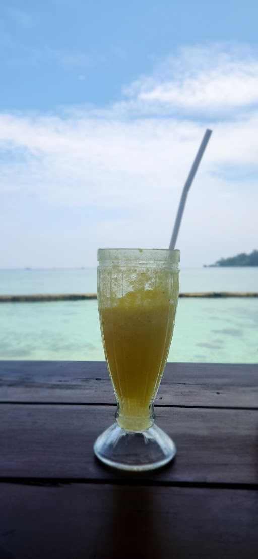 Nusa Resto Pulau Pramuka 3