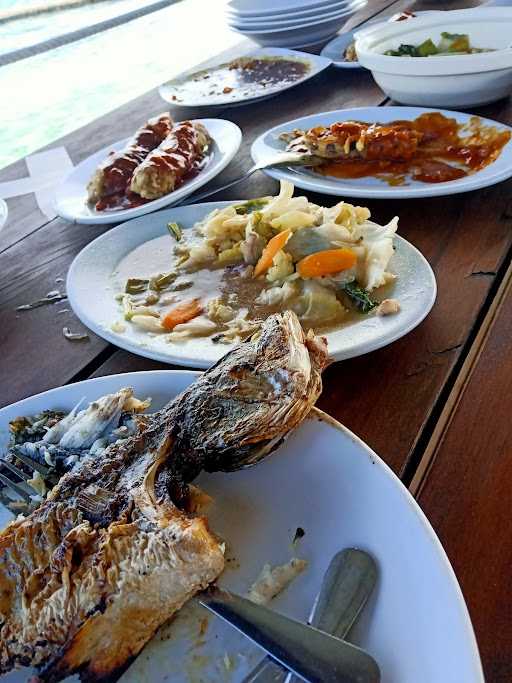 Nusa Resto Pulau Pramuka 10