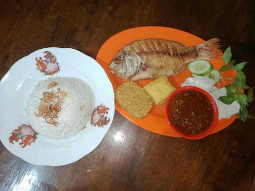 Pecel Ayam Dan Pecel Lele Pak Joko 4