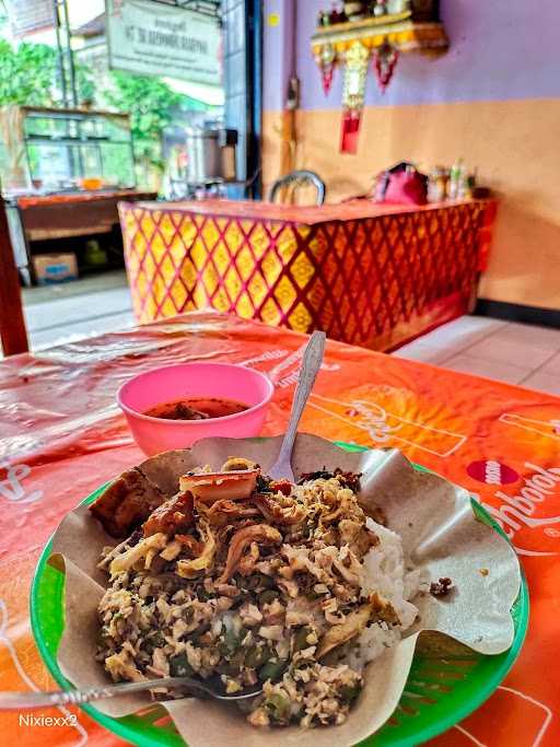 Warung Babi Guling Buk Pradnya 1