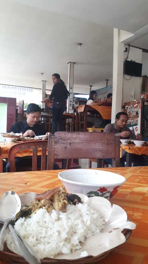 Warung Babi Guling Yastika 4