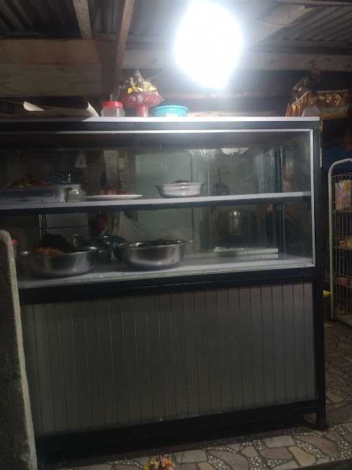 Warung Nasi Lindung Bu Rina 5