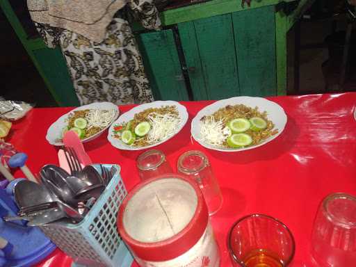 Nasi Goreng Pak Rusbad 3