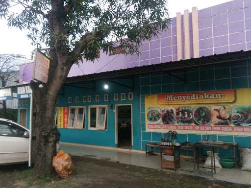 Rumah Makan Nazwa 4