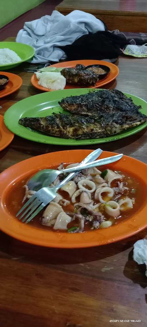 Salma Ikan Bakar/Seafood 1